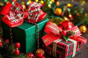 Что подарить на Рождественские праздники и Новый год?