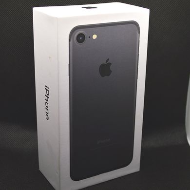 Смартфон iPhone 7 128GB Black (Grade A+) б/у