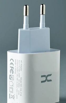 Сетевое зарядное устройство DC CA-F19 PD20W White