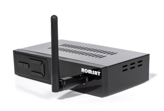 T2-тюнер Romsat DVB-T, DVB-T2, DVB-C, чипсет GX3235S (T8030HD)
