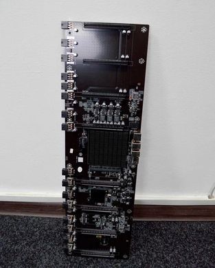 Материнская плата для майнинга с процессором BTC65 на 8 видеокарт (s1151/DDR3 SoDIMM) с пассивным охлаждением