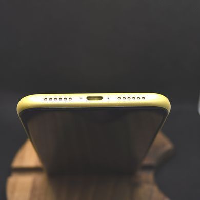 Смартфон Apple iPhone 11 64GB Yellow б/у (Grade A+)