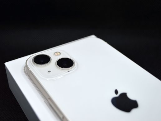 Смартфон Apple iPhone 13 256GB Starlight б/у (Grade A+), Белый, 256 Гб