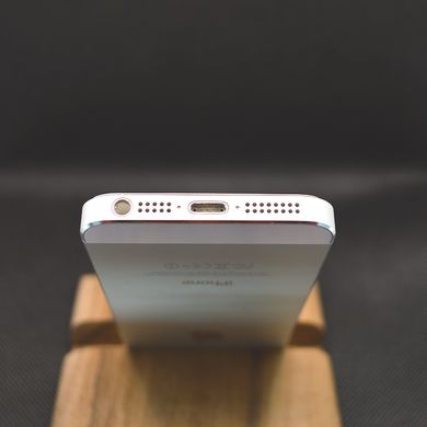 Смартфон iPhone 5 16GB Silver б/у (Grade A)