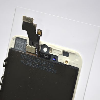 Дисплей (экран) LCD Apple iPhone 5 с тачскрином White Refurbished