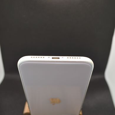 Смартфон iPhone 11 64GB White б/у (Grade A+)