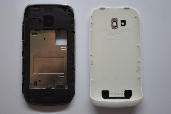 Корпус для телефона Nokia Lumia 610 White HC